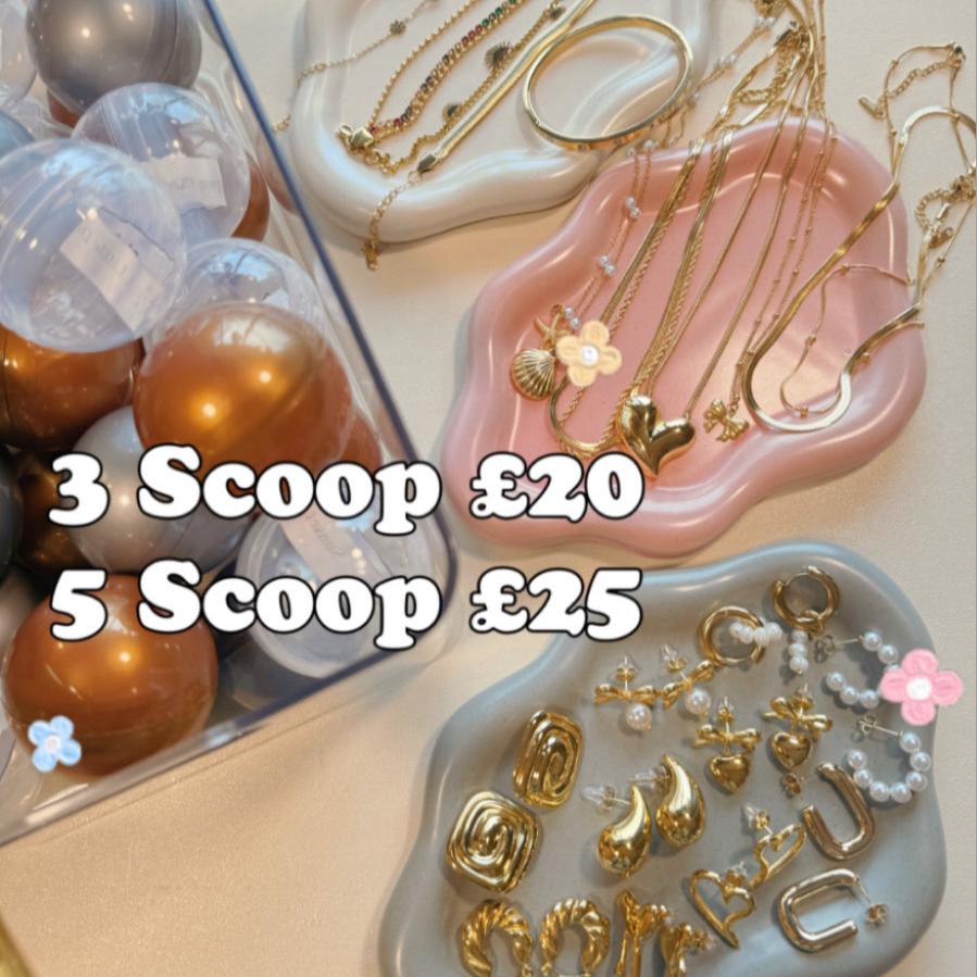 BIG SALE! Lucky Scoops